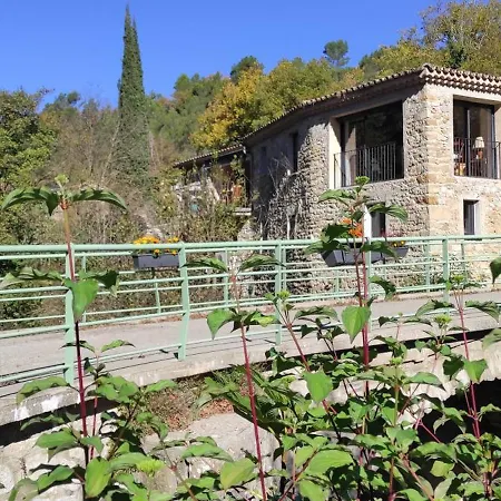 بيت للعطل Maison En Drome Provencale *